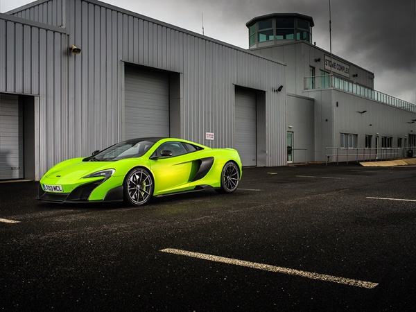  675LT coupe(17) Lease