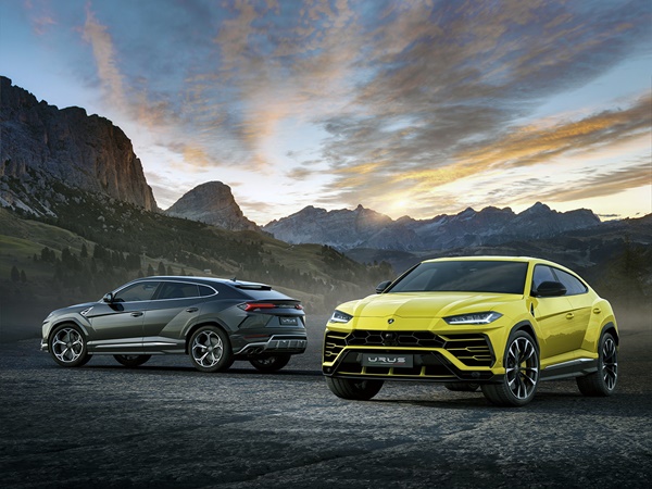  Urus(10) Lease