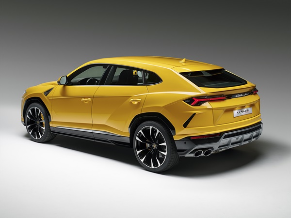  Urus(14) Lease
