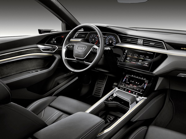 Audi E-tron (4) Lease
