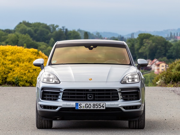 Porsche Cayenne Coupe(8) Lease