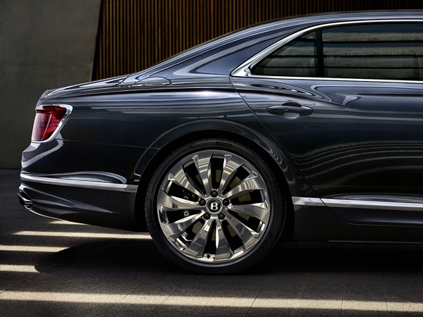 Bentley Flying Spur(8) Lease