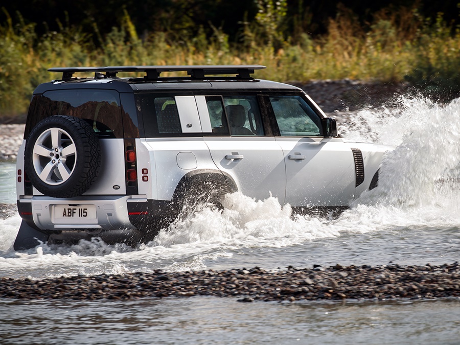 Land Rover Defender 110 p635 mhev octa edition one  5p awd 467kW aut