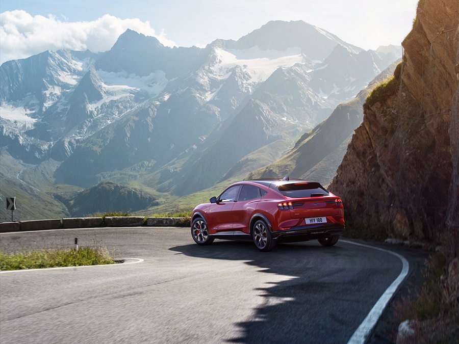 Ford Mustang Mach-E 72.6kWh Standard Range RWD, MEEST VOORDELIG!