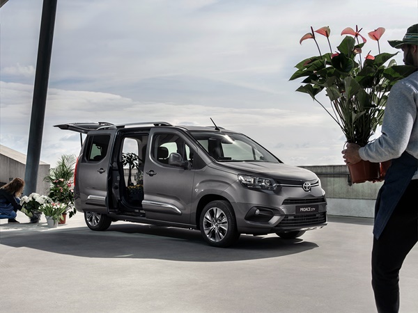 Toyota ProAce City Verso(14) Lease