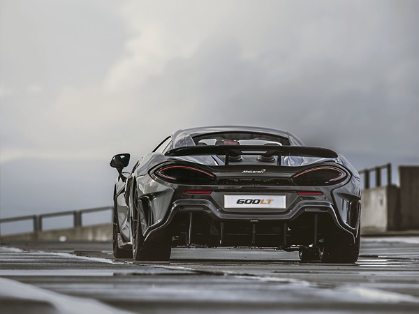  600LT coupe (3) Lease