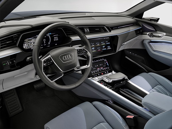Audi E-tron sportback (4) Lease