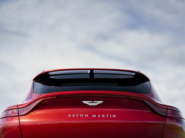 Aston Martin DBX(10) Lease