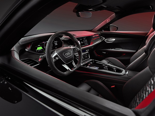 Audi RS e-tron GT (5) Lease