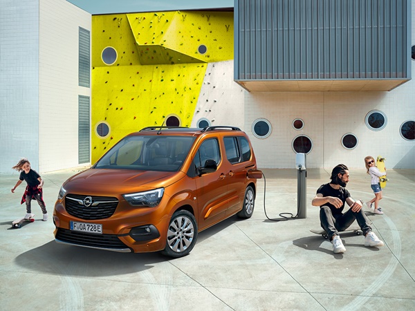 Opel Combo-e Life*(6) Lease