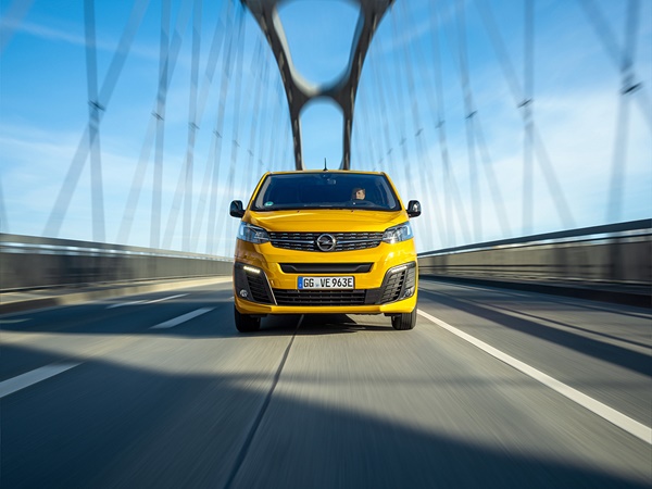 Opel Vivaro-e Combi*(8) Lease
