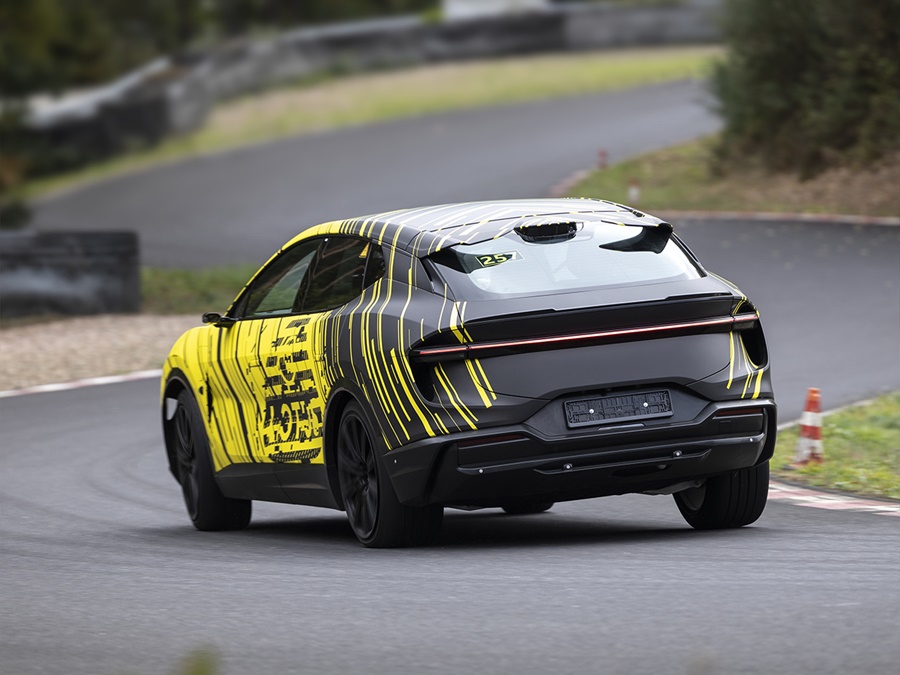 Lotus Eletre 112kWh EDS 450