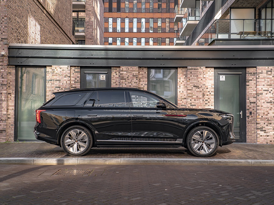 Hongqi E-HS9 120kWh ev president limited 6p 4wd 405kW aut