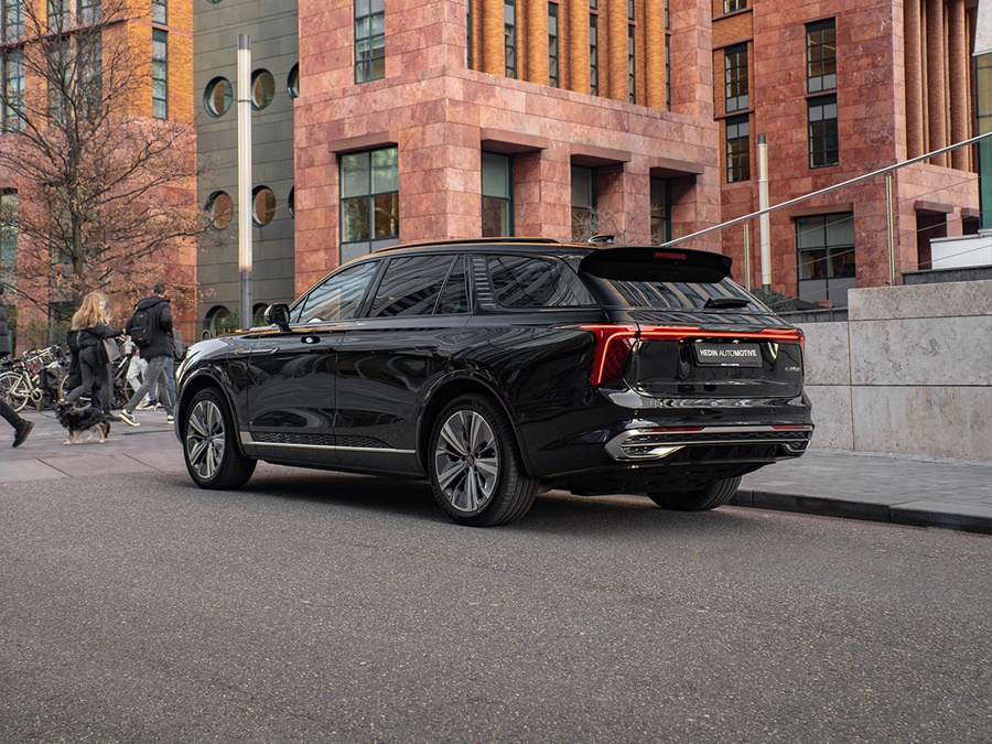 Hongqi E-HS9 120kWh ev president limited 6p 4wd 405kW aut