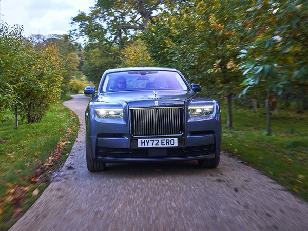 Rolls Royce Phantom(8) Lease