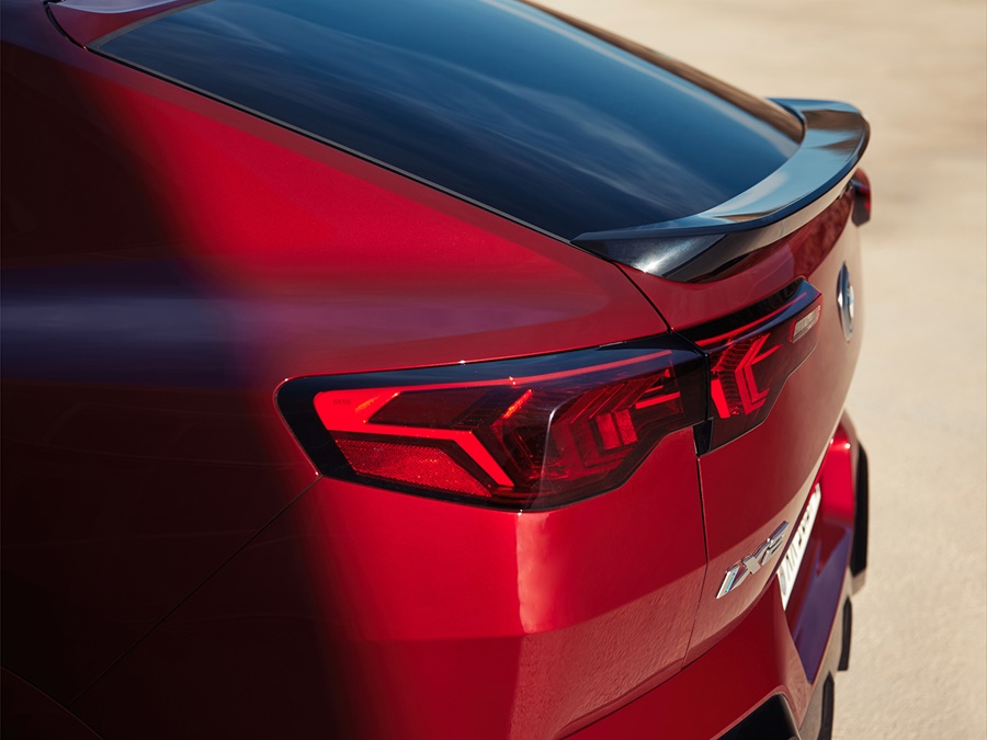 BMW iX2 64.8kWh eDrive20 - NIEUWE INSTAPVERSIE