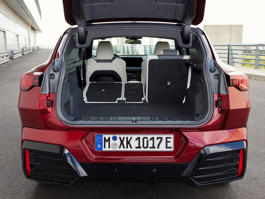 BMW iX2 64.8kWh eDrive20 - NIEUWE INSTAPVERSIE