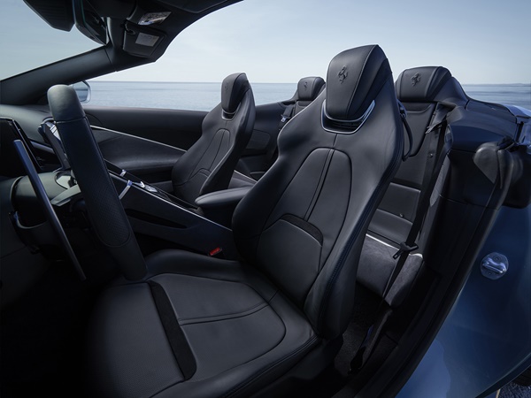 Ferrari Roma Spider(5) Lease