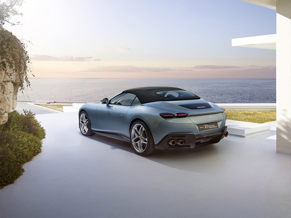 Ferrari Roma Spider(9) Lease