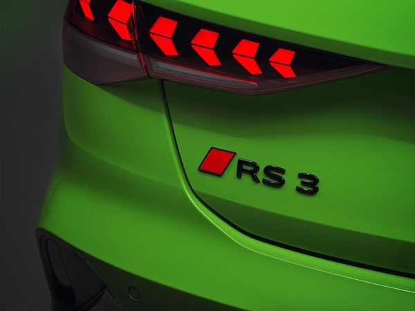 Audi RS3 sportback(16) Lease