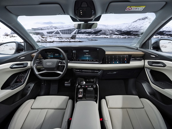Audi Q6 e-tron (4) Lease