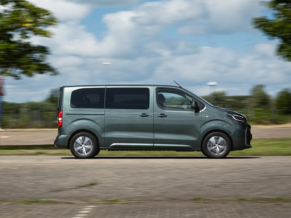 Toyota ProAce Verso(6) Lease