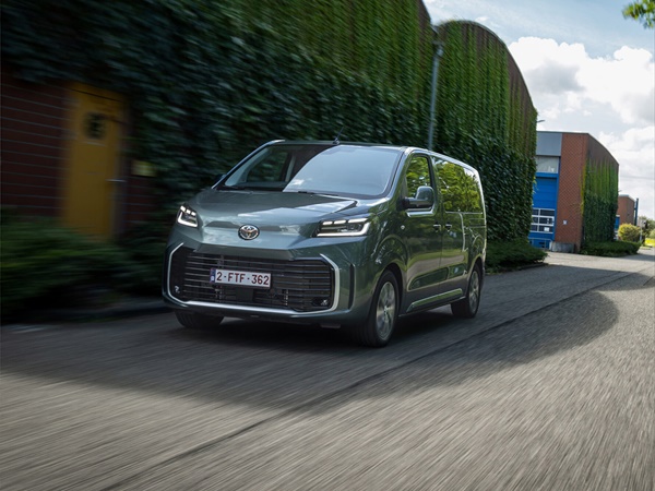 Toyota ProAce Verso(16) Lease