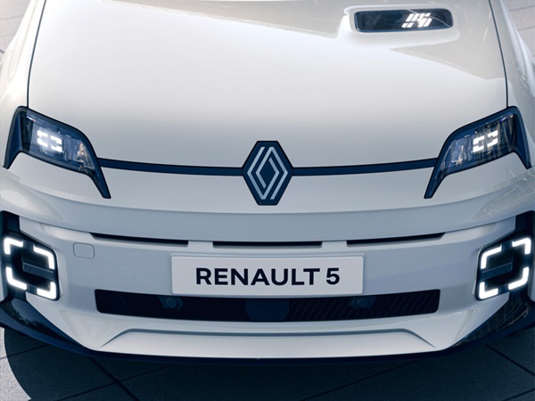 Renault 5 E-Tech(8) Lease