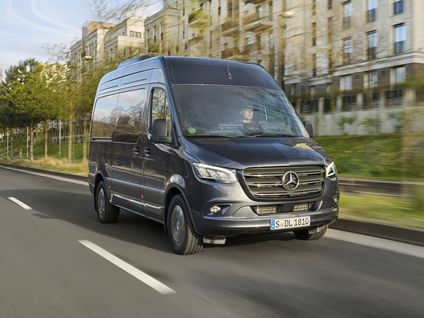 Mercedes Sprinter Tourer(6) Lease