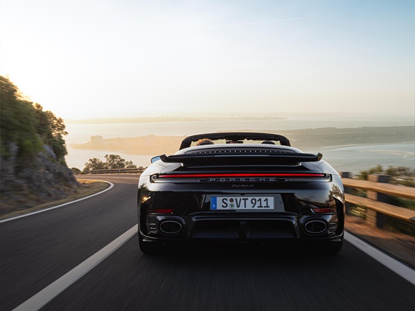Porsche 911 (992) Cabriolet(18) Lease