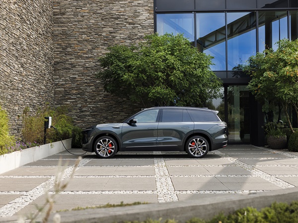 NIO EL8(7) Lease