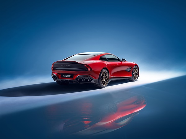 Aston Martin Vanquish(16) Lease