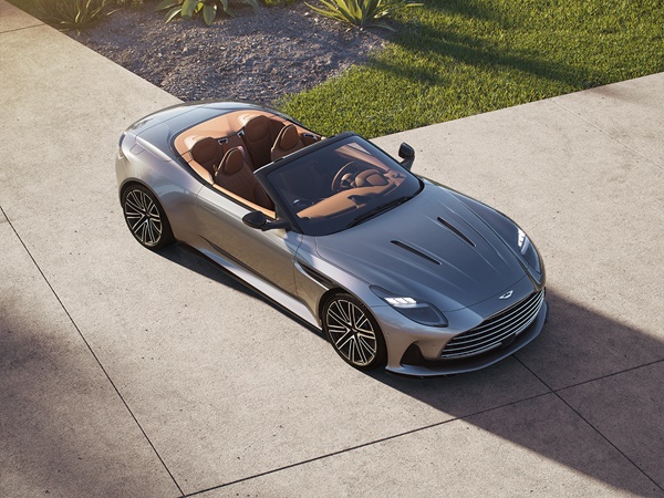 Aston Martin DB12 Volante(7) Lease