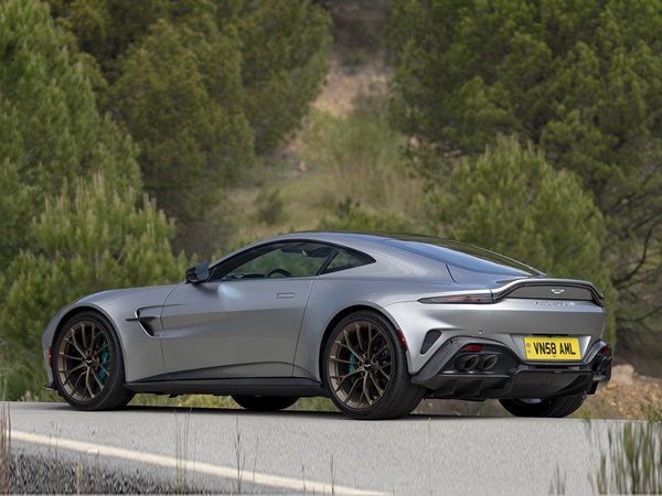 Aston Martin Vantage(14) Lease