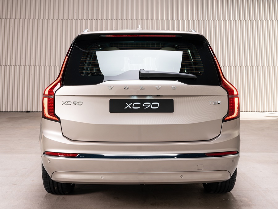 Volvo XC90 2.0t8 Plug-in Hybrid Plus AWD - TOT 70 KM ELEKTRISCHE ACTIERADIUS!