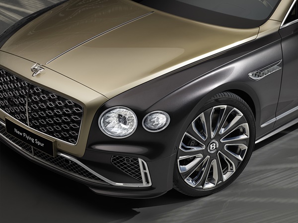 Bentley Flying Spur(11) Lease