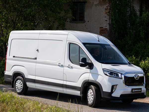 Maxus eDeliver 9 People(16) Lease