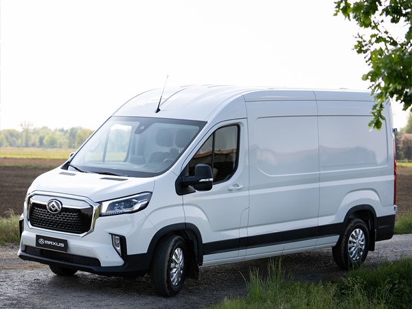 Maxus eDeliver 9 People(17) Lease
