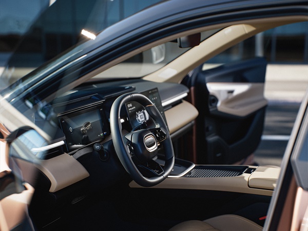 Lynk & Co 08(5) Lease