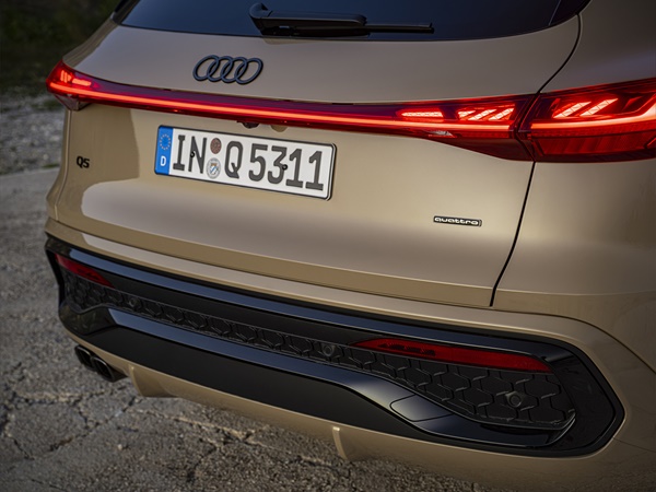 Audi Q5(11) Lease