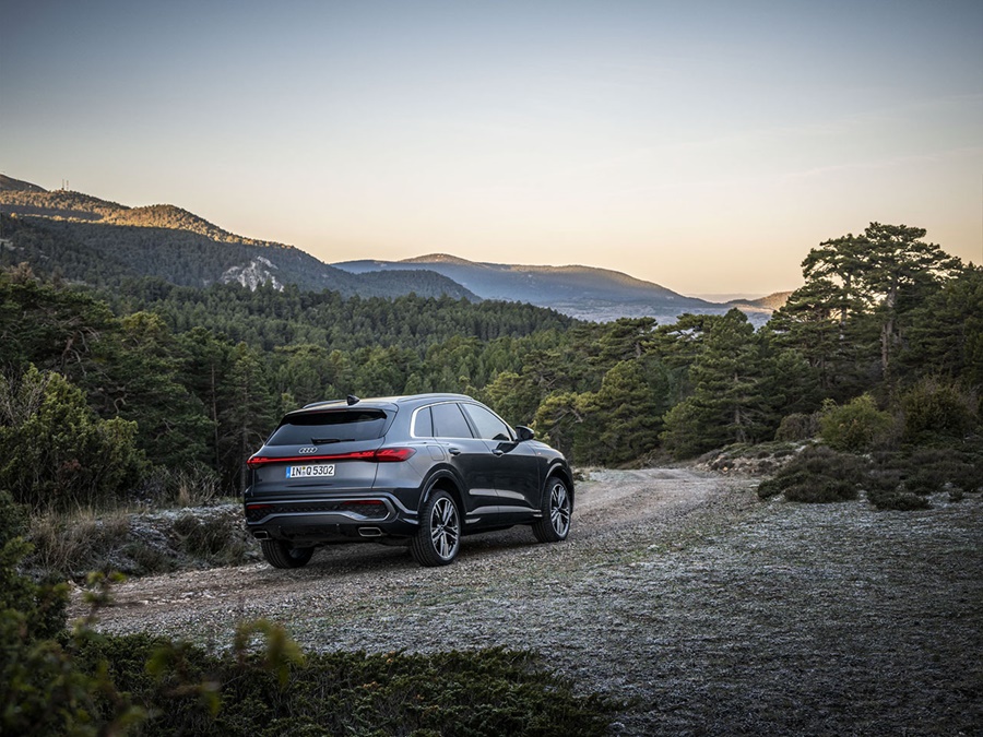 Audi Q5 2.0 e-Hybrid 220kW quattro Pro Line