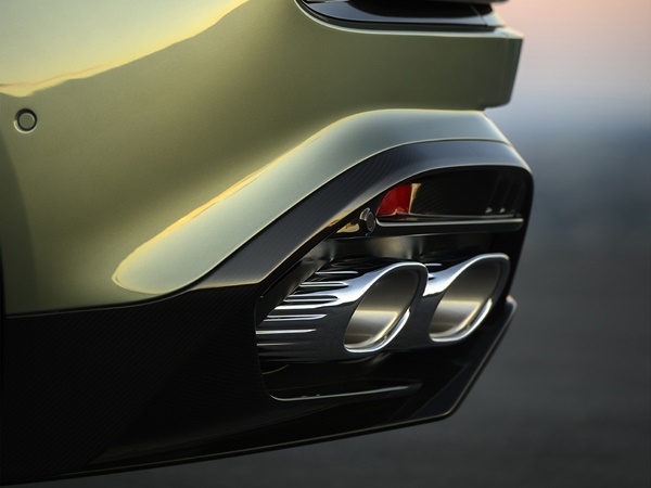 Aston Martin Vanquish Volante(9) Lease