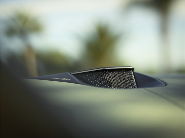 Aston Martin Vanquish Volante(16) Lease