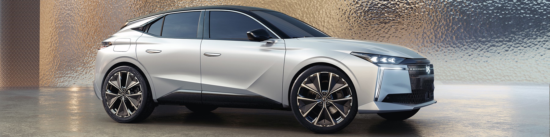 DS No 4 58.3kWh 300 km actieradius