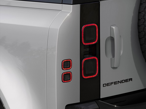 Land Rover Defender 90(7) Lease