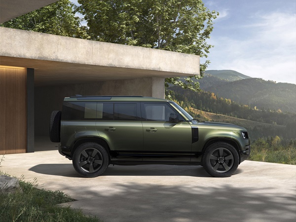 Land Rover Defender 110(5) Lease