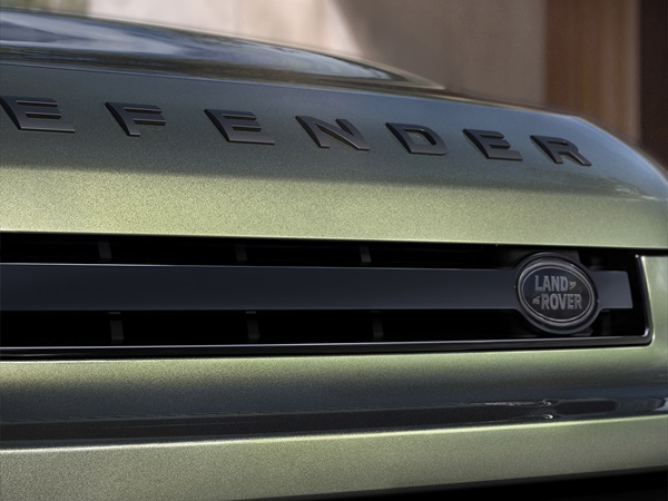 Land Rover Defender 110(13) Lease