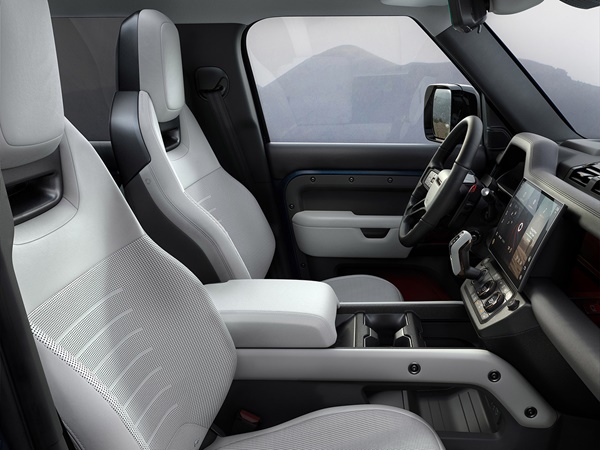 Land Rover Defender 110(17) Lease
