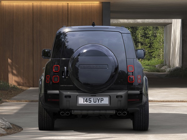 Land Rover Defender 130(5) Lease