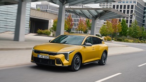 Kia K4